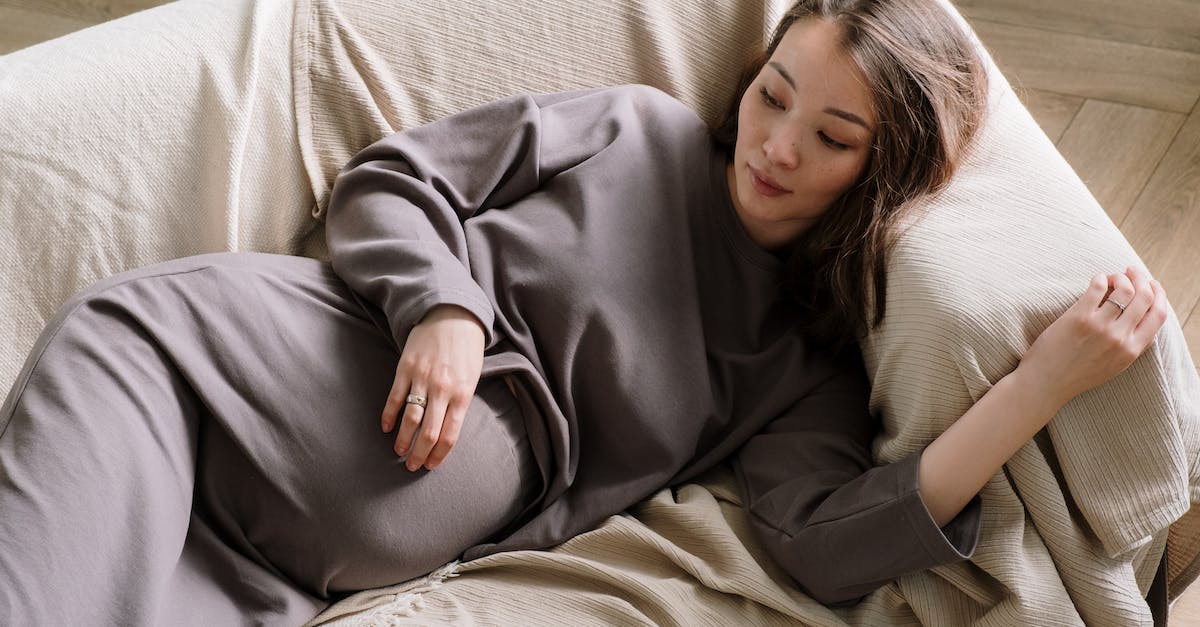 Ab wann spürt man das Baby: Einblicke in die Empfindungen während der Schwangerschaft